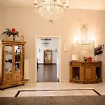 Prinzenpalais 4*