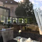 Prinzenpalais מלון