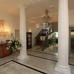 Prinzenpalais מלון 4*