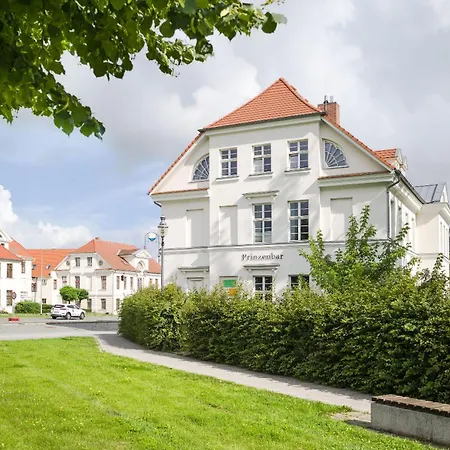 Prinzenpalais