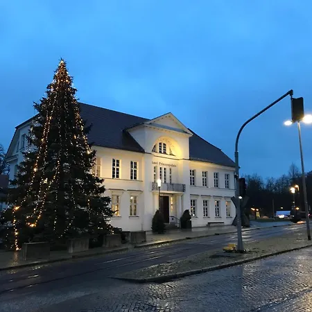 Prinzenpalais 4*