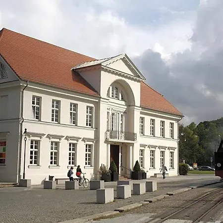Prinzenpalais 4*